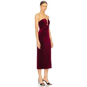 Elegant Burgundy Statement Maxi Dress