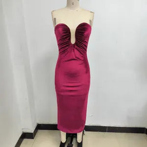 Elegant Burgundy Statement Maxi Dress